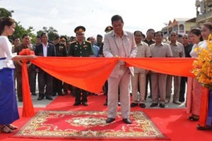 Khánh thành Đài Hữu nghị Việt Nam - Campuchia 