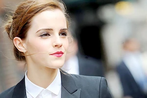 Emma Watson gây quỹ chống nạn quấy rối tình dục 