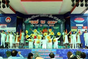 Liên hoan nhóm ca khúc Chú ve con 2018: Trường THPT Phú Nhuận đoạt giải nhất
