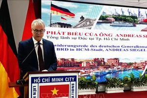 Hội Hữu nghị Việt - Đức TPHCM: Kỷ niệm 28 năm ngày thống nhất nước Đức