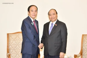 Thủ tướng Nguyễn Xuân Phúc tiếp ông Kiyoshi Ueda, Thống đốc tỉnh Saitama (Nhật Bản). Ảnh: VGP
