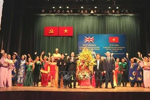 Kỷ niệm 45 năm thiết lập quan hệ ngoại giao Việt Nam - Vương quốc Anh