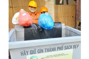 Người dân lúng túng phân loại rác tại nguồn