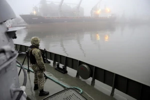 Nga bác tin phong tỏa các cảng của Ukraine trên biển Azov