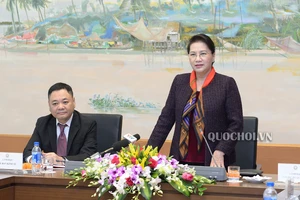 Chủ tịch Quốc hội Nguyễn Thị Kim Ngân phát biểu tại buổi gặp mặt. Ảnh: VGP 