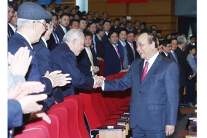 Thủ tướng Nguyễn Xuân Phúc và các đại biểu tham dự hội nghị Ảnh: TTXVN