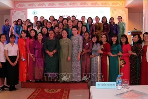Giao lưu phụ nữ Việt Nam - Campuchia đoàn kết, hợp tác và phát triển