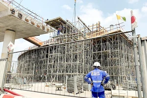 Một công trình xây dựng do Nhật Bản đầu tư ở Bờ Biển Ngà