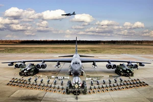 Máy bay B-52, một trong những vũ khí chiến lược Mỹ có thể triển khai thường xuyên đến Hàn Quốc