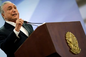 Tổng thống Brazil, Michel Temer phát biểu tại phủ tổng thống ở Brasilia, ngày 20-5-2017. Ảnh: REUTERS