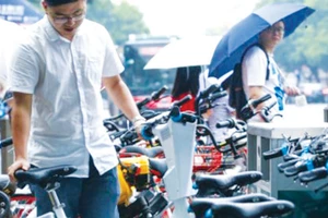 Cấm chia sẻ xe đạp điện vì thiếu an toàn