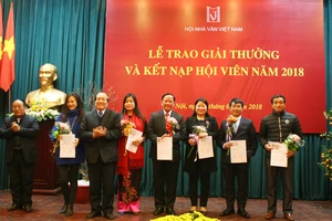 Giải thưởng Hội Nhà văn Việt Nam 2017: Tác phẩm lý luận phê bình lên ngôi