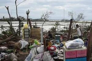 Ít nhất 4 người thiệt mạng do bão Sanba đổ bộ miền Nam Philippines