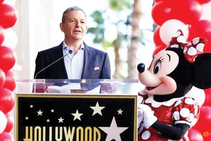 Walt Disney đầu tư 2,4 tỷ USD vào Disneyland Paris