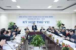 Một cuộc họp của Hội đồng Chức danh giáo sư nhà nước. Ảnh: HĐCDGSNN