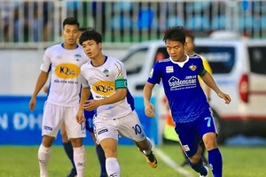BXH Vòng 13 Nuti Cafe V.League 2018: Khánh Hòa trở lại tốp 3