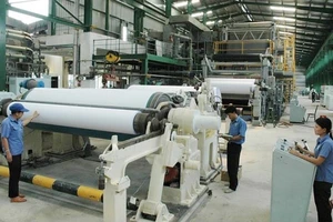 Nhà máy giấy Tân Mai Miền Đông lắp đặt thiết bị công suất 150 ngàn tấn giấy/năm