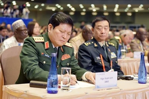 Đại tướng, Bộ trưởng Quốc phòng Việt Nam Ngô Xuân Lịch tham dự Diễn đàn. Ảnh: TTXVN