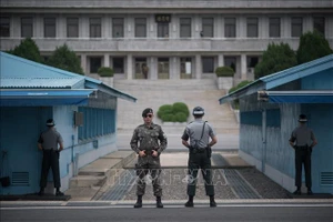 Hai miền Triều Tiên phi vũ trang vùng JSA