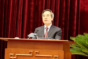 Ông Nguyễn Văn Bình, Ủy viên Bộ Chính trị, Trưởng Ban Kinh tế Trung ương phát biểu tại Hội nghị. Ảnh: VGP