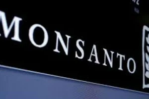 Pháp hủy giấy phép lưu hành thuốc diệt cỏ Monsanto
