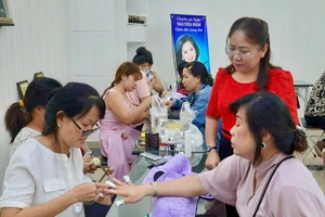 Khóa đào tạo nghề miễn phí do Hội LHPN quận Gò Vấp tổ chức cho phụ nữ trên địa bàn