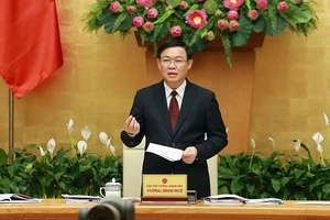 Phó Thủ tướng Vương Đình Huệ phát biểu tại cuộc họp. Ảnh: VGP/Thành Chung