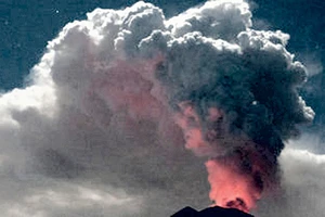 Núi lửa trên đảo Bali lại “thức giấc”