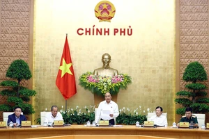 Thủ tướng Nguyễn Xuân Phúc chủ trì phiên họp Chính phủ thường kỳ tháng 5 năm 2019. Ảnh: TTXVN ​