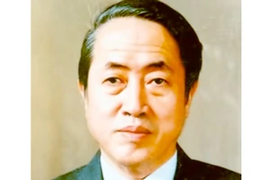 Giáo sư, NGND Hà Văn Tấn