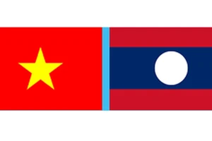 Chúc mừng Quốc khánh CHDCND Lào