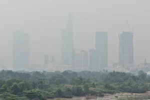 Ô nhiễm không khí vẫn rất phức tạp 