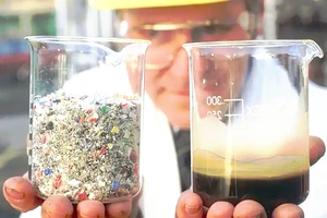 Indonesia xây nhà máy chế rác thải nhựa thành dầu diesel