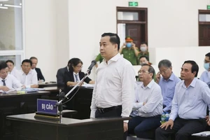 Làm rõ vai trò, hành vi các bị cáo để Phan Văn Anh Vũ mua nhà, đất công sản
