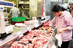 Giá thịt heo vẫn ở mức cao