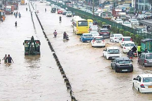 Ngập lụt tại đường cao tốc Delhi-Gurgaon