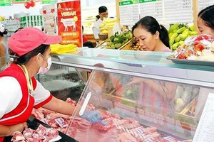 Vissan giảm 20% giá bán thịt heo