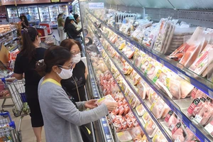 Thịt heo đang được kiểm soát giá bán tại các hệ thống siêu thị trên cả nước 