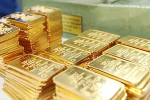 Giá vàng giảm 1 triệu đồng/lượng