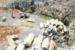 Phản hồi loạt bài “Mặt trái khai thác khoáng sản ở Tây Nguyên”: Quyết liệt xử lý, hạn chế cấp phép mỏ mới