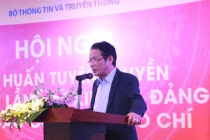 Thứ trưởng Hoàng Vĩnh Bảo phát biểu chỉ đạo tại Hội nghị. Ảnh: Bộ TT-TT