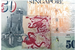 Bức tranh Two gibbons của cố họa sĩ Singapore Chen Wen Hsi được đưa vào tiền giấy 50 SGD