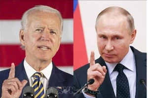 Tổng thống Nga Vladimir Putin và người đồng cấp Mỹ Joe Biden ngày 12-2-2022 đã điện đàm để thảo luận về tình hình liên quan đến Ukraine. Ảnh: AFP/TTXVN