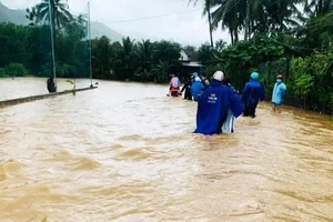 Mưa lũ chia cắt, gây ngập lụt trên địa bàn tỉnh Bình Định hồi tháng 11-2021