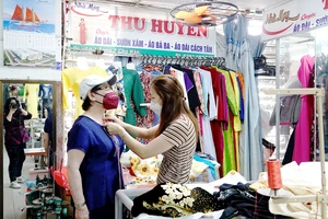 Miền Trung: “Làm mới” chợ truyền thống hút du khách