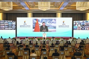 Tổng Bí thư, Chủ tịch Trung Quốc Tập Cận Bình phát biểu tại lễ khai mạc Diễn đàn Doanh nghiệp BRICS ngày 23-6. Ảnh: Tân Hoa Xã