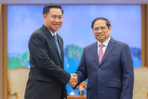 Thủ tướng Phạm Minh Chính tiếp Bộ trưởng, Chủ nhiệm Văn phòng Phủ Thủ tướng Lào Alounxai Sounnalath. Ảnh: VIẾT CHUNG