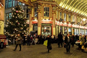 Người tiêu dùng Anh mua sắm Giáng sinh sớm hơn