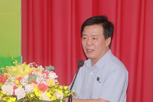 Ông Ngô Văn Đông, Tổng Giám đốc Công ty Cổ phần phân bón Bình Điền phát biểu tại hội nghị