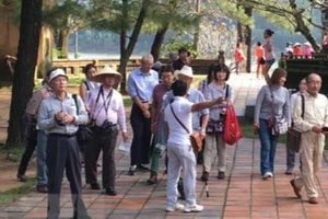 Hút khách Hàn Quốc, Singapore đến TPHCM